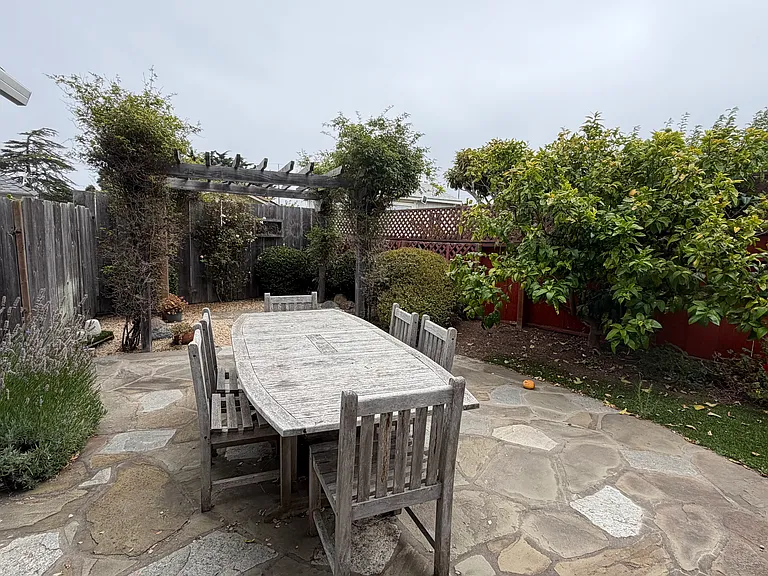 1074 Lorenzo Ct — Photo 10