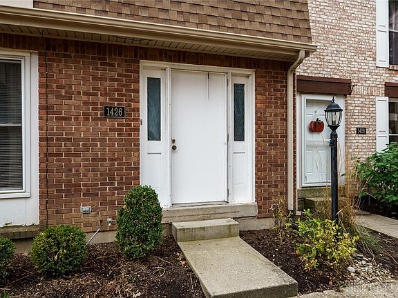 4th image of 1426 Long Island Ct