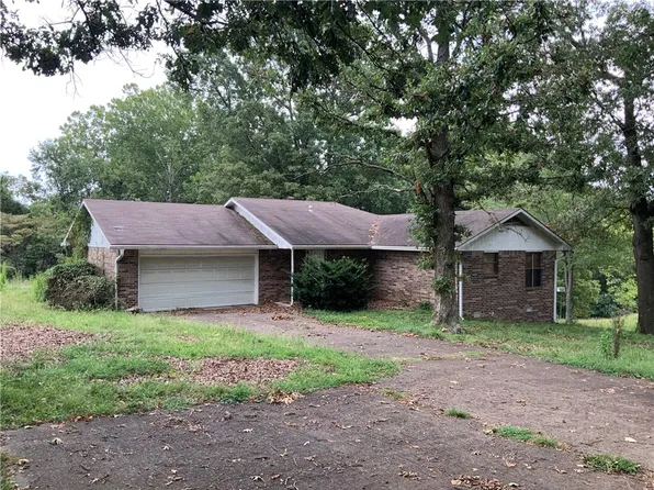 10405 Highway 412, Huntsville, AR 72740