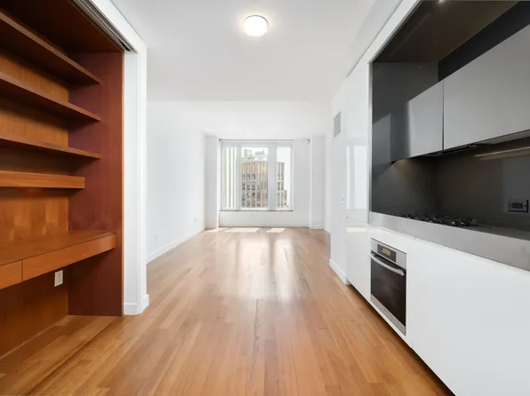 15 William Street 39F image 3 of 20