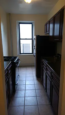 Rented by Lang Realty LLC | media 9