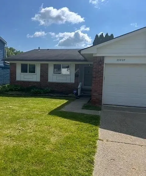 29920 Marshall St — Photo 2