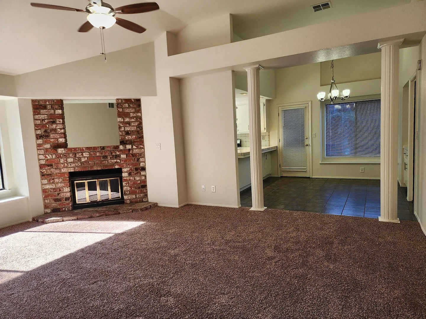 9001 Crowningshield Drive -House — Photo 3