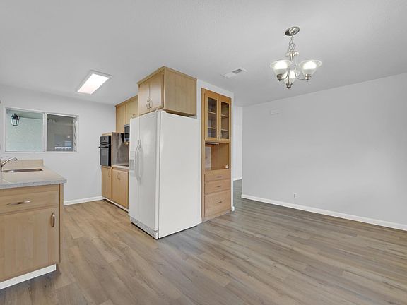 2nd image of 1631 Lorenzo Drive