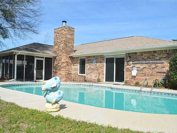 2nd image of 407 Belle Chasse Way