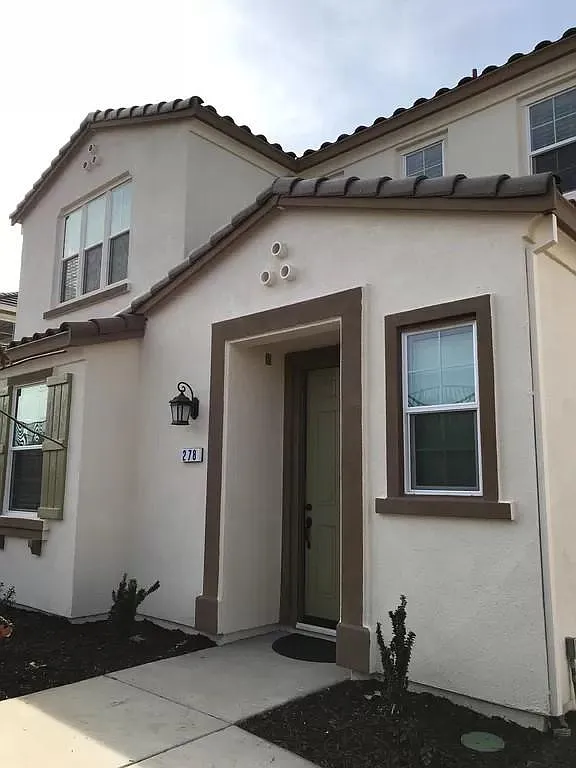 278 Colner Cir — Photo 2