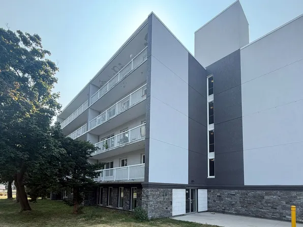 95 Taunton Rd E, Oshawa, ON