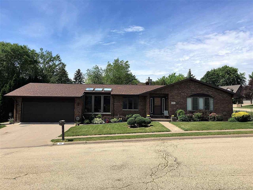 1st image of 805 Council Hill Dr
