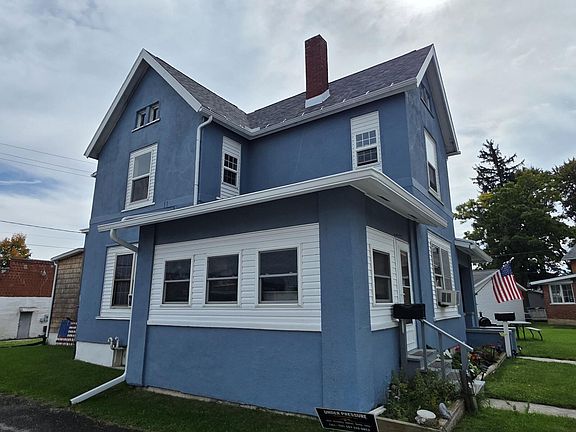 3rd image of 204 N Sandusky St