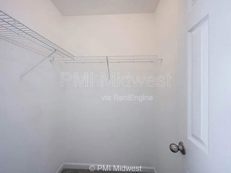 8802 Benjamin Ln — Photo 23