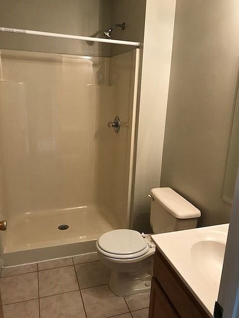 2nd image of 2482 Landview Dr
