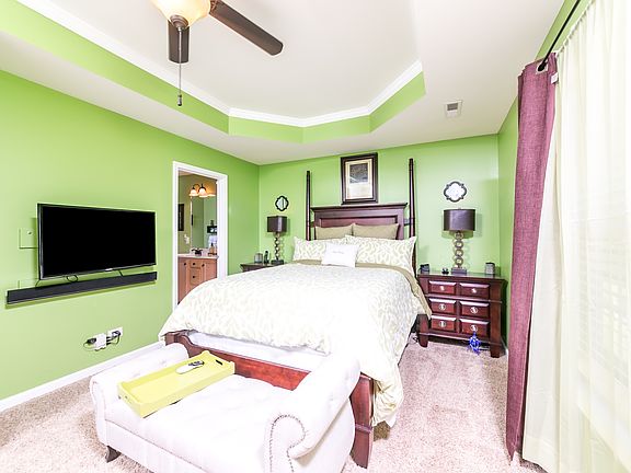 4th image of 3562 Southwood Dr