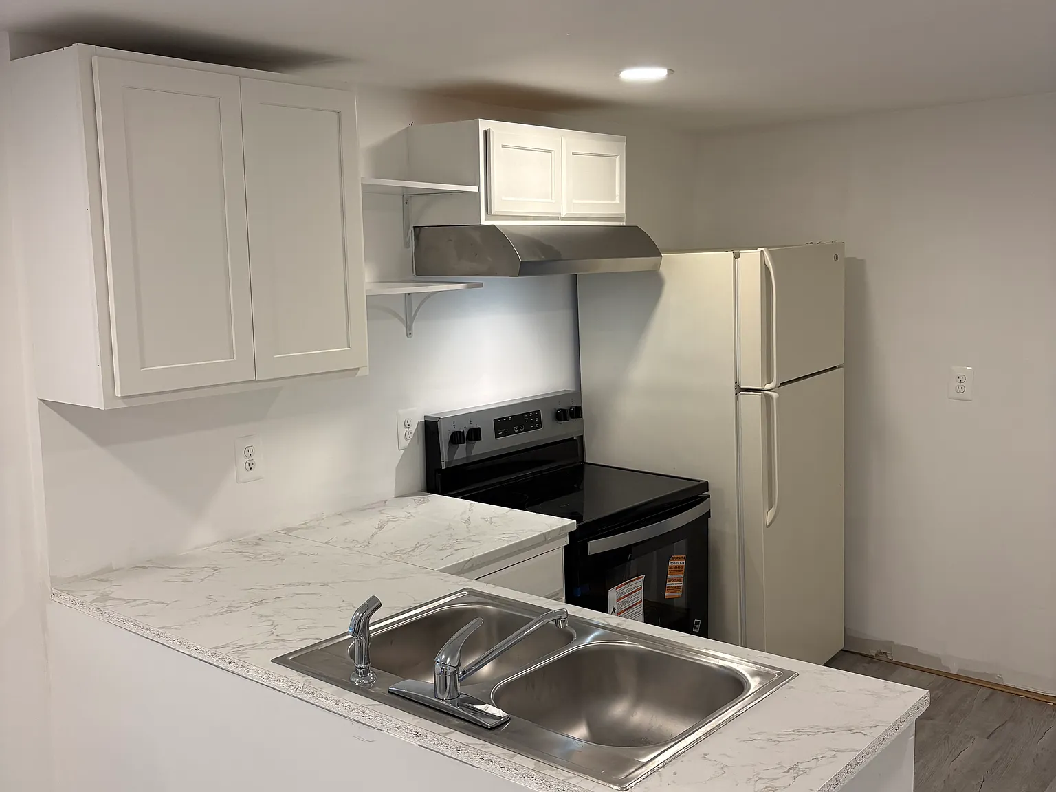 4 bed, 1153 sqft, $2,000 — Photo 3