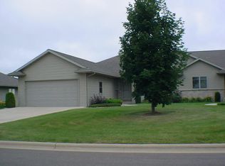 1221 E Ridlington Ave, Shawano, WI 54166