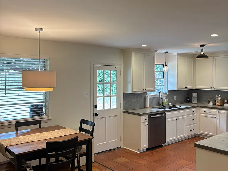 824 Highland Park Dr — Photo 4