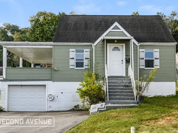 9922 McClellan St, Irwin, PA 15642