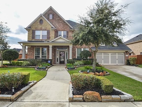 2nd image of 28103 Huggins Heritage Ln