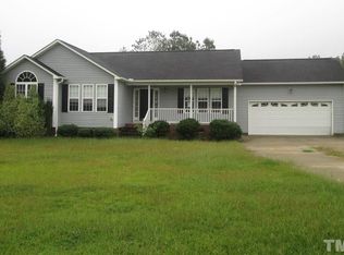 120 Starlight Dr, Lillington, NC 27546