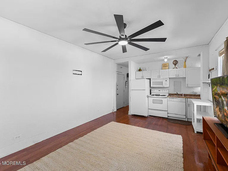 400 Deal Lake Dr #7h & 7g — Photo 29