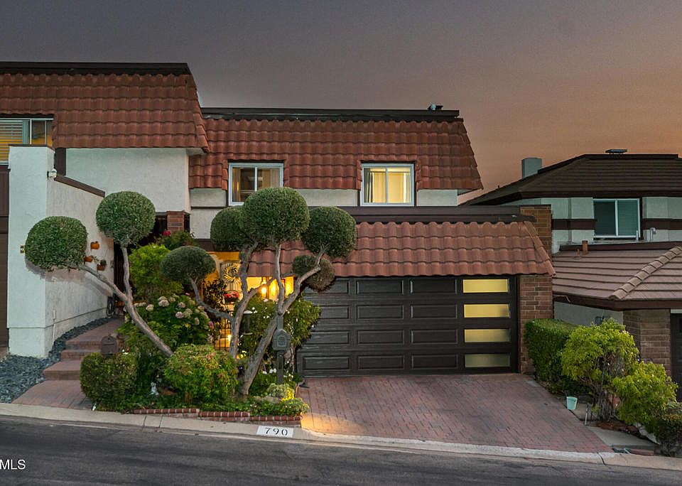 1st image of 790 Starlight Heights Dr