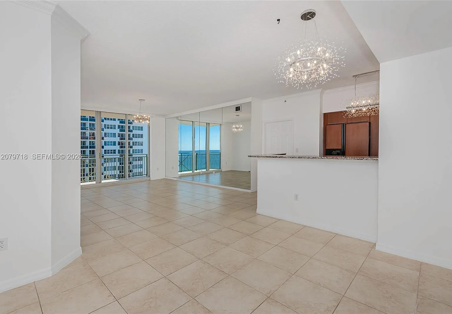 2 bed, 1200 sqft, $4,500 — Photo 3