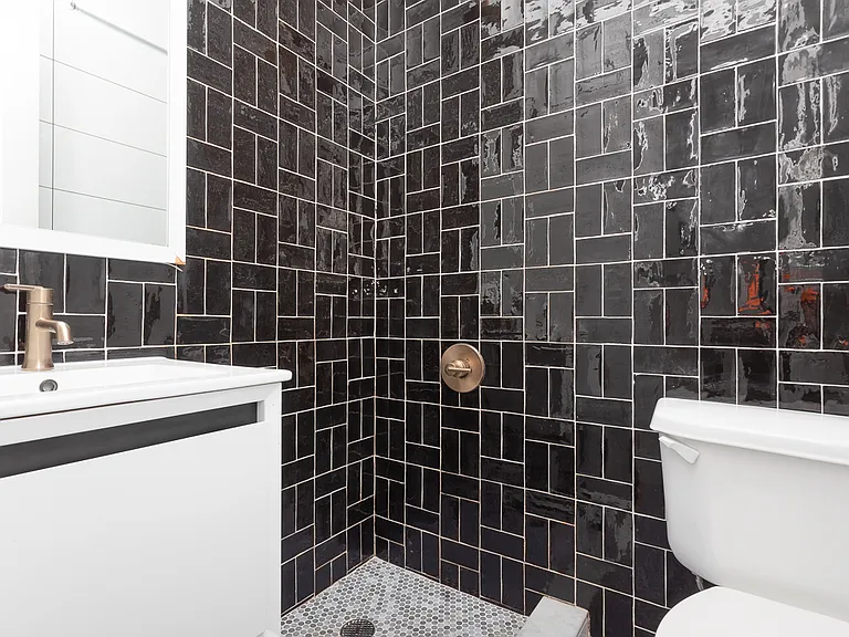 50 Starr St #2P — Photo 8