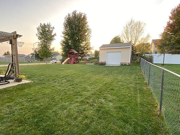 5th image of 401 N 17th St