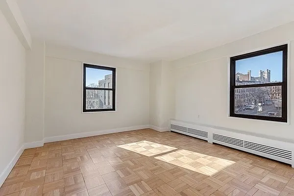 Sold by Compass | media 9