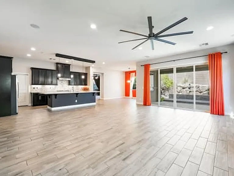 333 Mandarin Hill Ln — Photo 6