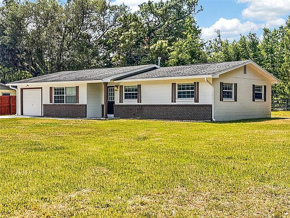 3rd image of 4532 NE Jacksonville Rd
