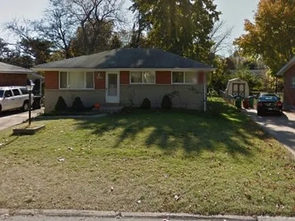 1128 Cove Ln, Saint Louis, MO 63138