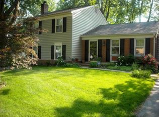 18224 Darnell Dr, Olney, MD 20832
