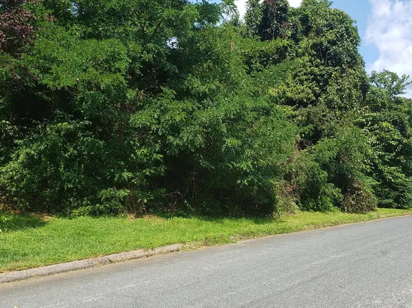 4084 Waterview Dr, Edgewater, MD 21037