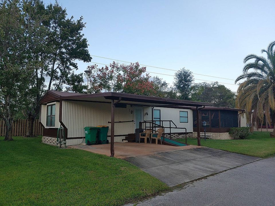1st image of 62 Royal Dr