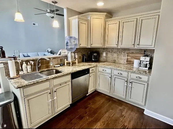 3781 Windhaven Dr — Photo 6