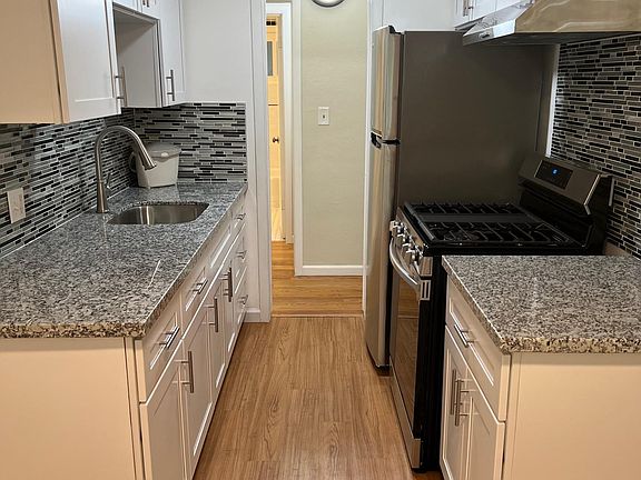4th image of 2815 F St #26