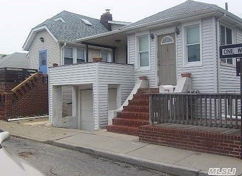 1st image of 105 New Hampshire St