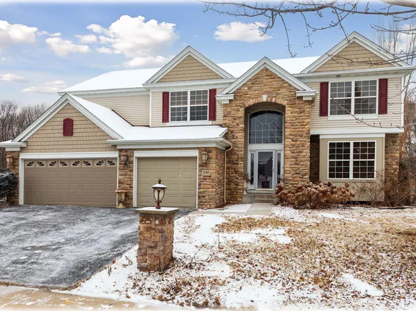 7195 Peony Ln N, Maple Grove, MN 55311