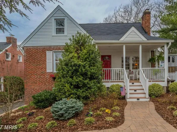 4725 20th St N, Arlington, VA 22207