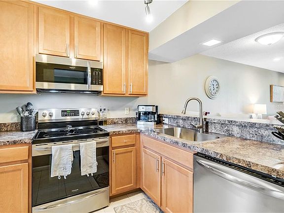 4th image of 2802 Plaza Terrace Drive #2802