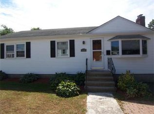 139 Bunker Hill Ln, Quincy, MA 02169