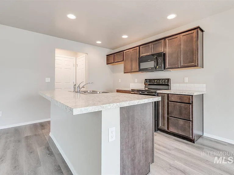 13564 Palm Beach Dr — Photo 4