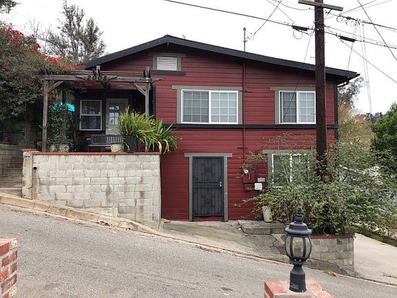 2nd image of 2008 Rosebud Ave