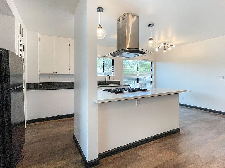 6607 N. Figueroa St. — Photo 29