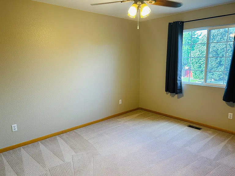 2621 Southfield Ct — Photo 11