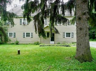 28 Dug Rd, New Paltz, NY 12561