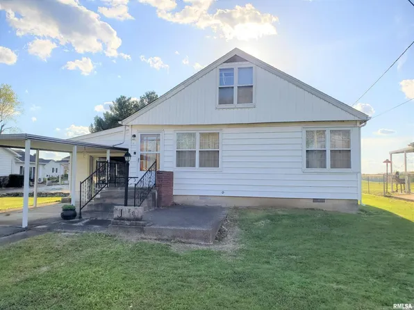 747 N Mill St, Carrier Mills, IL 62917