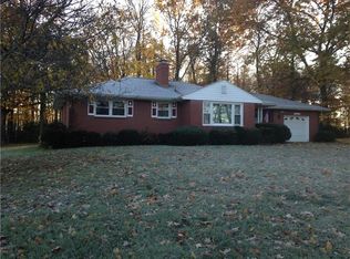 1025 Woodview Pl, Hermitage, PA