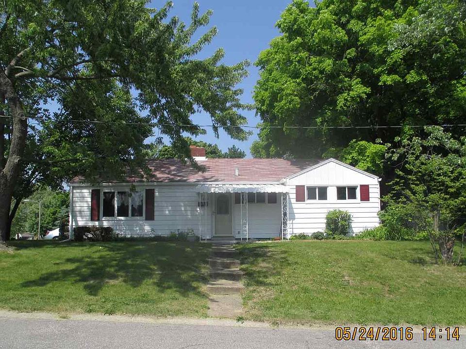 1st image of 1703 Southeast Dr