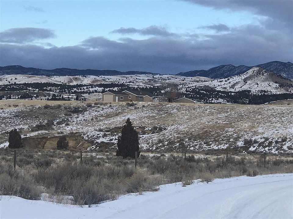 2nd image of 212 Indian Paintbrush Rd